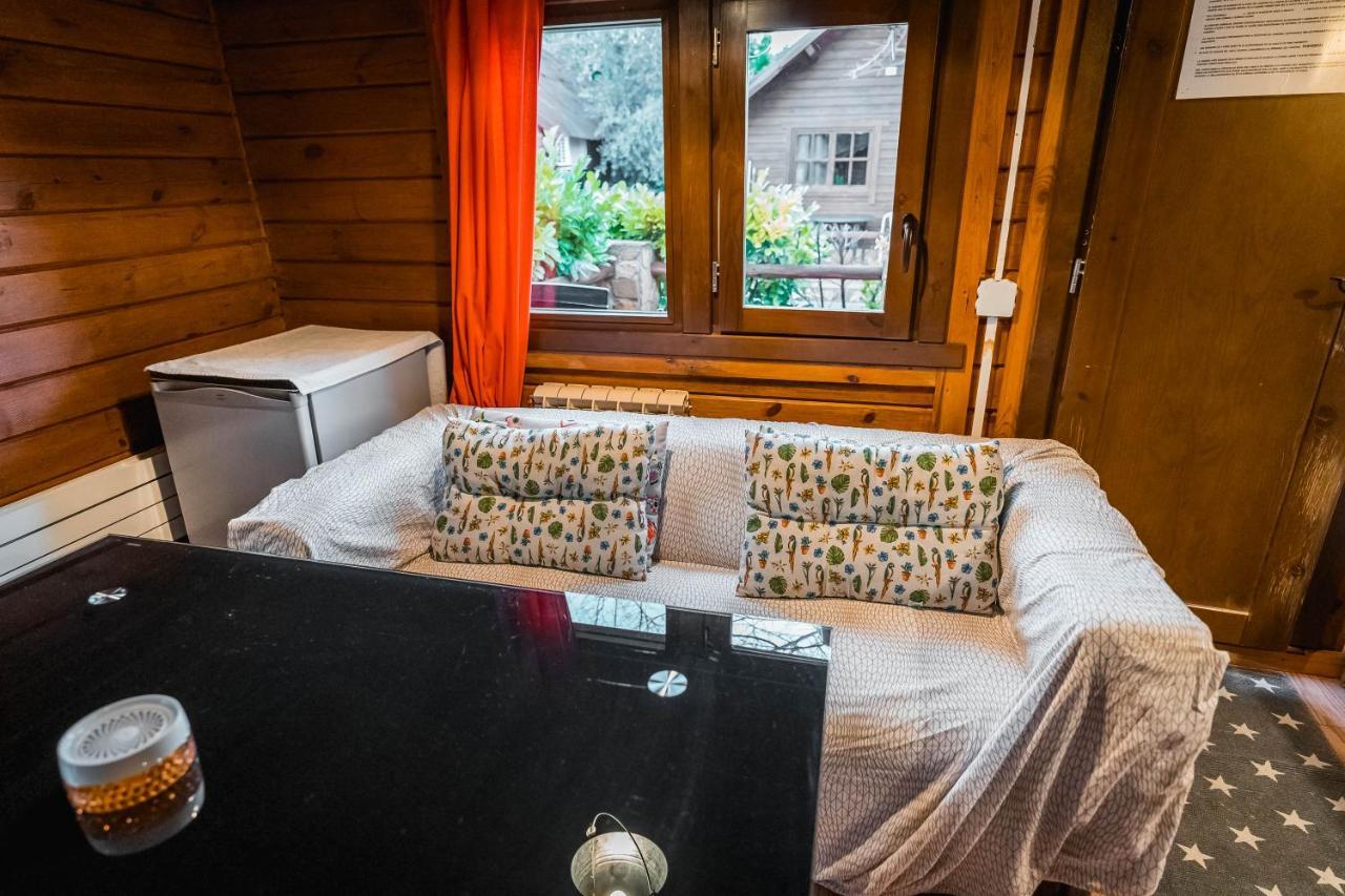 Fuente Del Lobo Glamping & Bungalows - Adults Only Pinos Genil Exterior photo